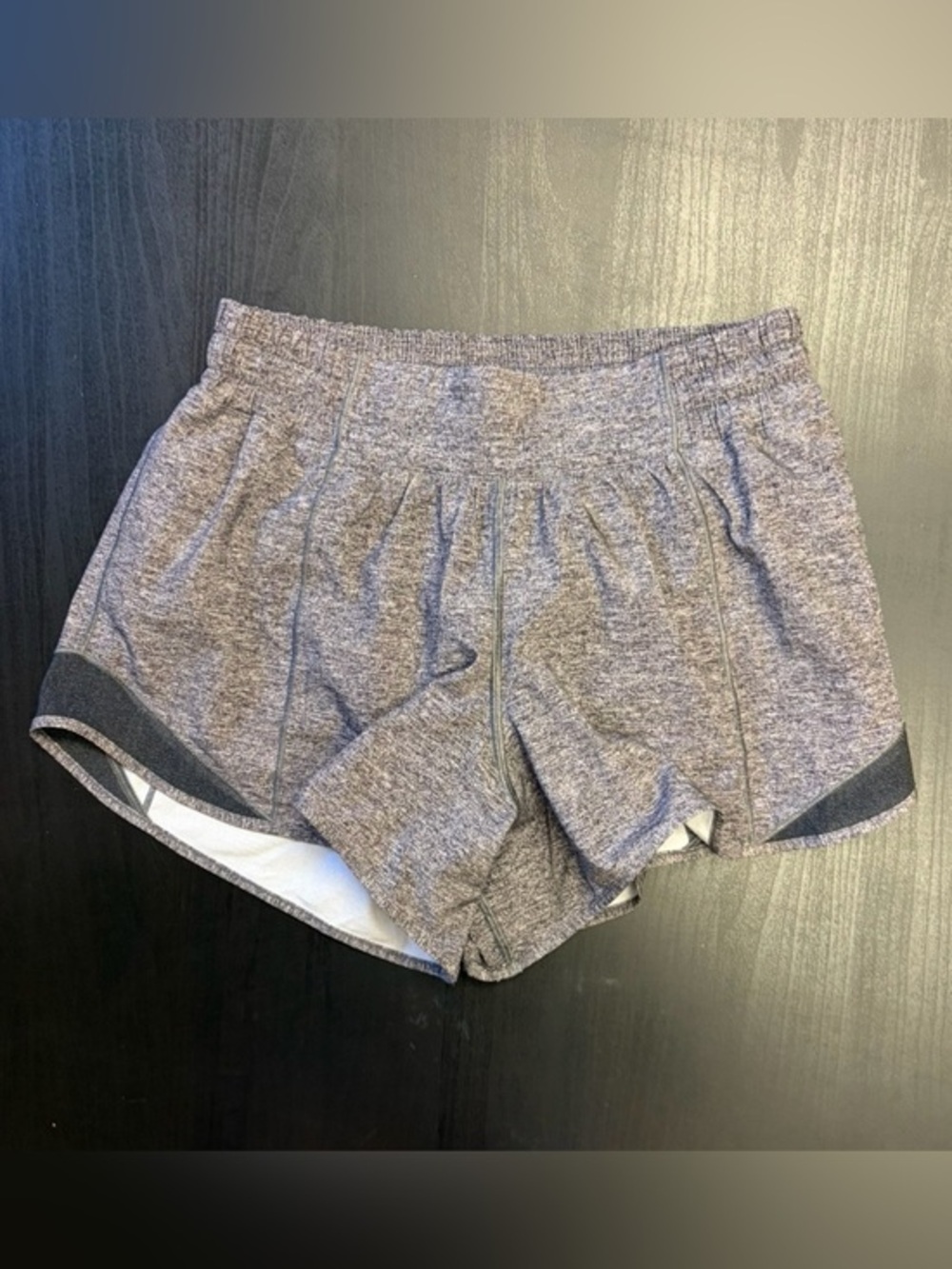 Lululemon Hotty Hot Short 4" - Sz 6